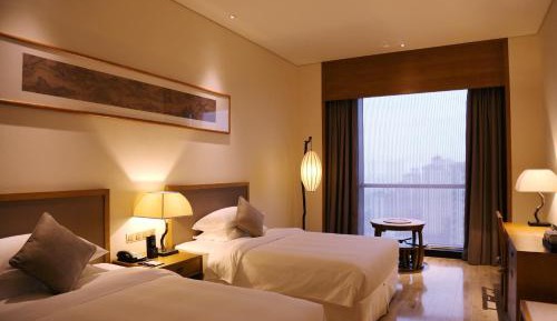 Deluxe Double Room - Non Smoking Non Wine Vegetarian, marriage certificate is required if accommodating with heterosexual 
