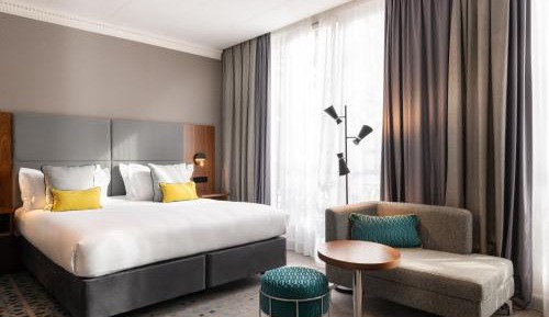 Premium King Room