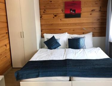 Budget Double Room with Shared Bathroom