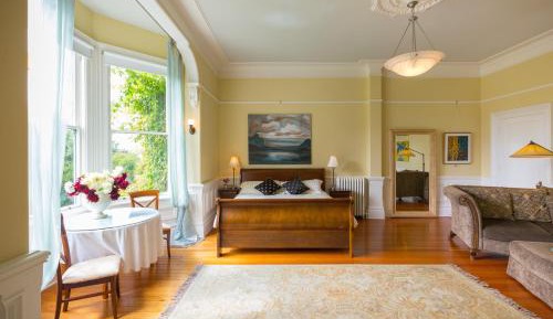 King Suite Spa with Garden View