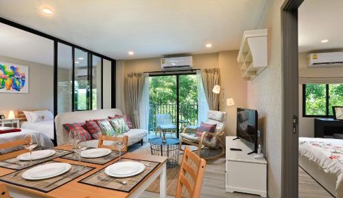 Deluxe Apartment