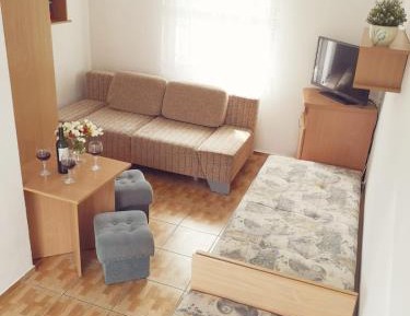 Triple Room with Garden View