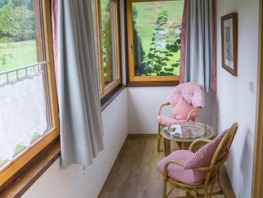 Apartment with Garden View