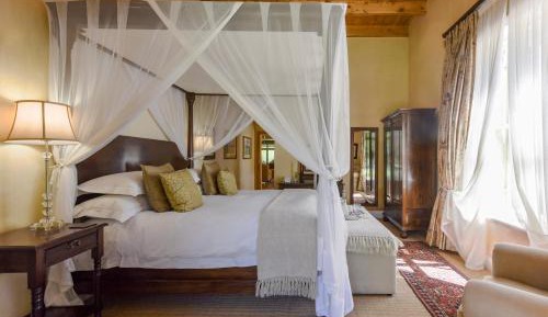 Camdeboo Manor Suite with Garden View with 2 Game Drives
