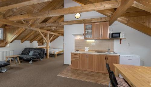 Large Apartment - First Floor (4 Adults)