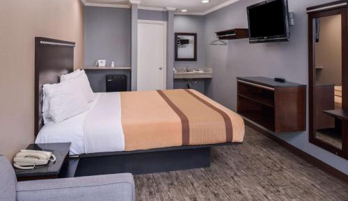 Economy Double Room