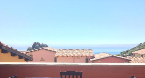 Studio Apartment with Sea View