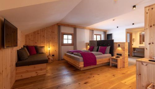 Deluxe Double Room with Bath