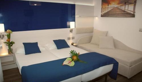 Superior Double or Twin Room with Garden View