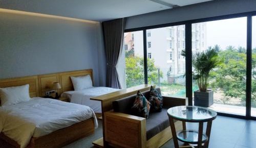 Apartment with Balcony