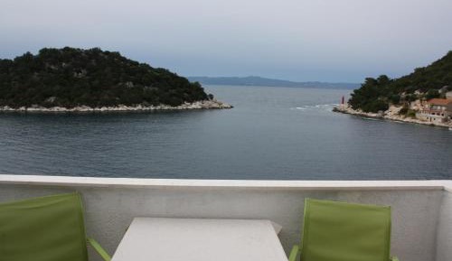 One-Bedroom Apartment with Balcony and Sea View