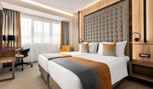 Twin Room - Non-Smoking