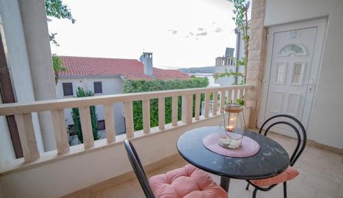 Studio with Terrace