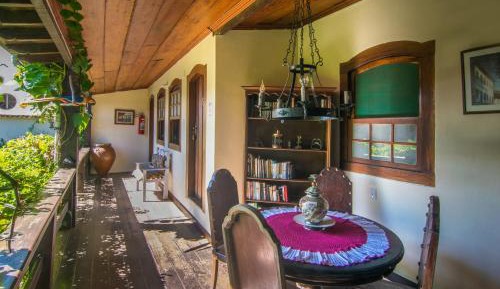 Quadruple Economy Room