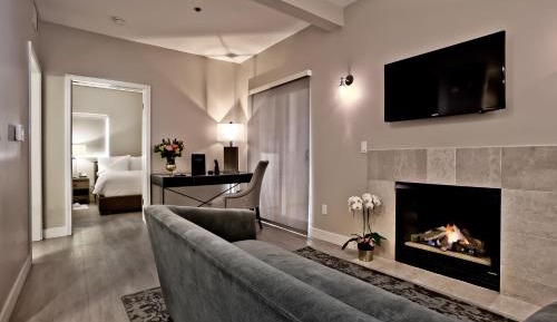 Villa with Two Queen Beds
