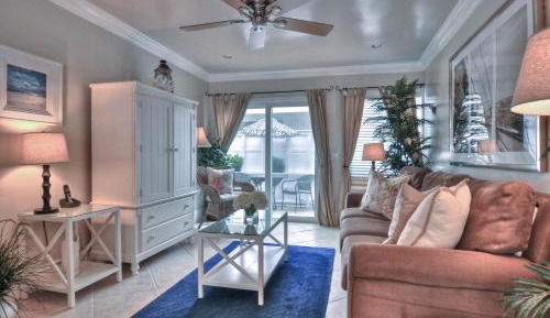 One Bedroom Apartment