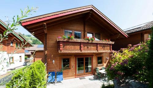 Chalet (6 Adults)