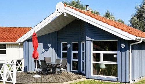 Two-Bedroom Holiday Home