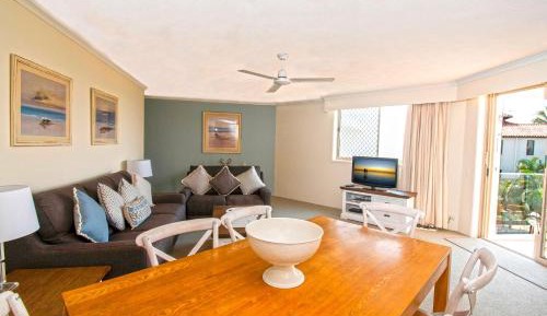 Two Bedroom Deluxe Apartment - 21