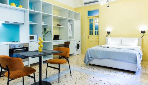 Studio Apartment