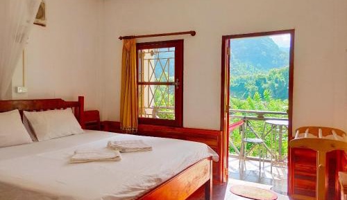 Double Room with Balcony and Sea View
