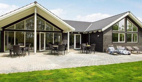 Six-Bedroom Holiday Home