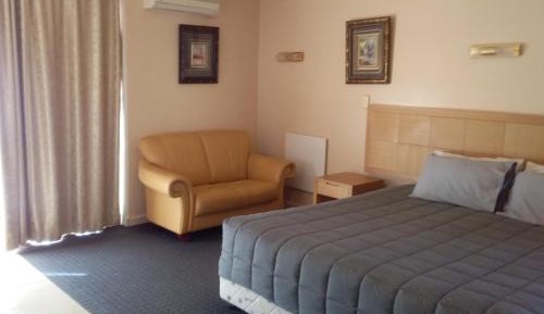 King Suite with Spa Bath