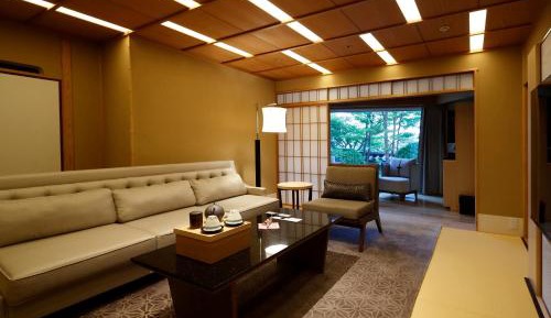 Superior Japanese Suite King Room - No Lounge Access