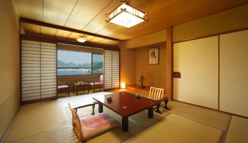 Japanese-Style Room