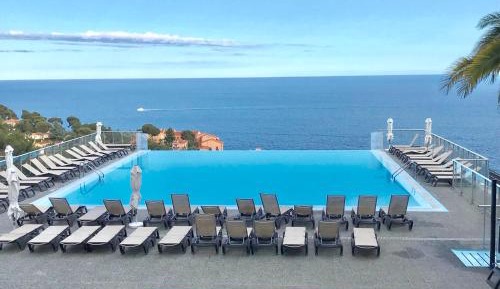 One-Bedroom Apartment with Sea View (508)