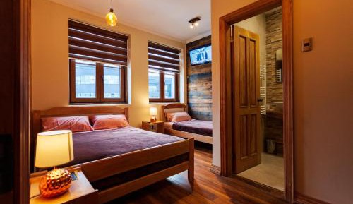 Triple Room with Private Bathroom