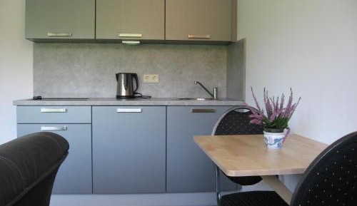 Comfort Apartment with Shared Bathroom