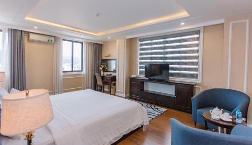 Deluxe Double Room with Bath