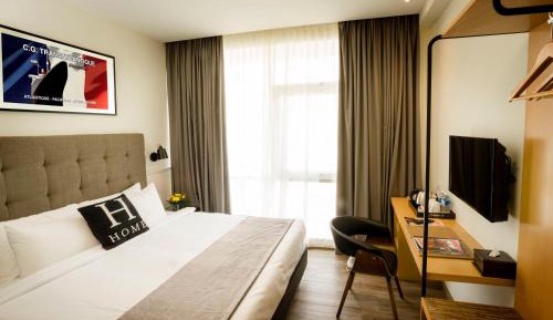 Premier King Room