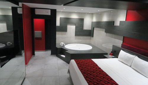 King Suite with Spa Bath