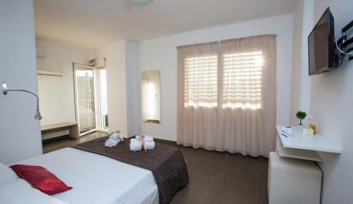  Comfort Double Room with Balcony and Sea View