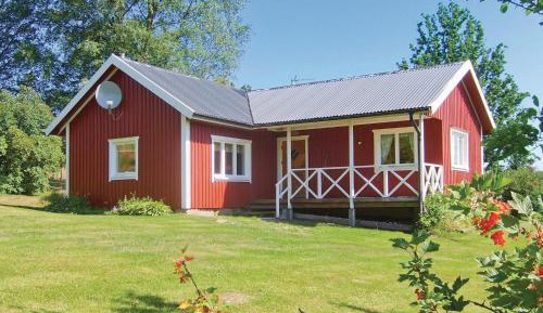 Two-Bedroom Holiday Home