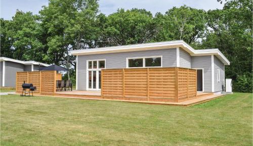 Three-Bedroom Holiday Home 