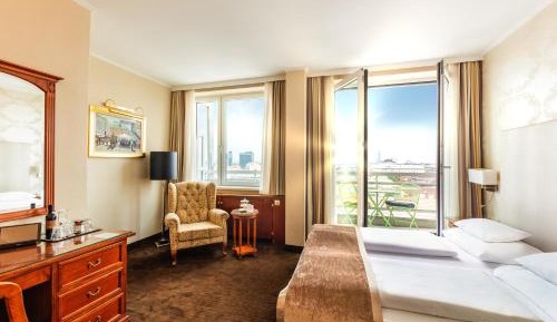 Double Room with Terrace
