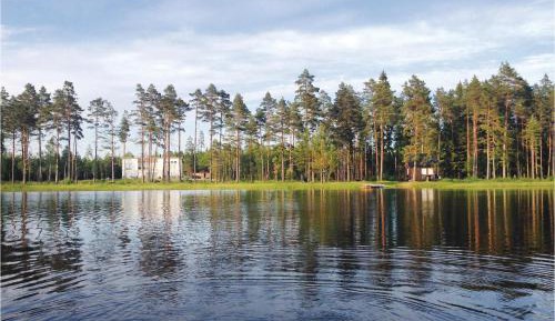 Three-Bedroom Holiday Home 