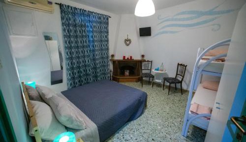 Double Room with Shared Toilet