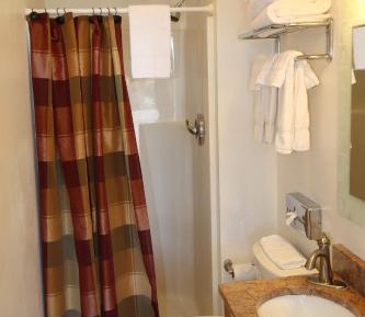 Queen Room with Two Queen Beds - A1