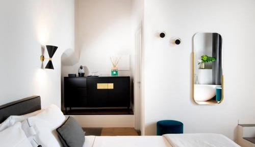 Superior King Room