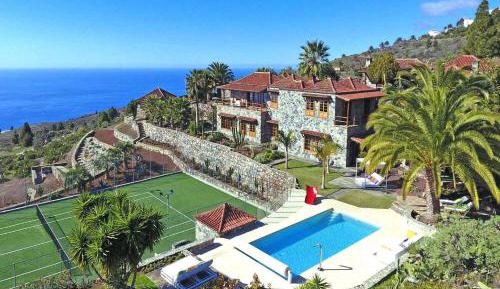 Villa with Sea View