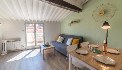 Apartment with Terrace