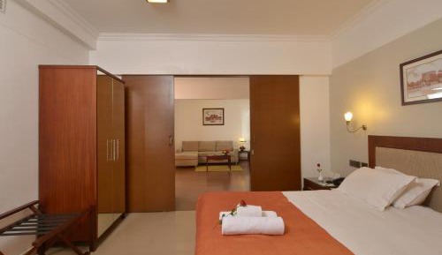 Premium Plus Suite