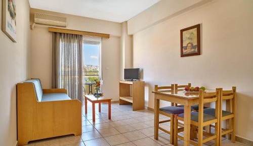 Family Apartment (4 Adults)