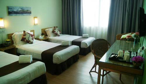 Deluxe Triple Room