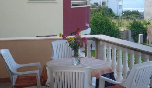 Two-Bedroom Apartment with Terrace and Sea View