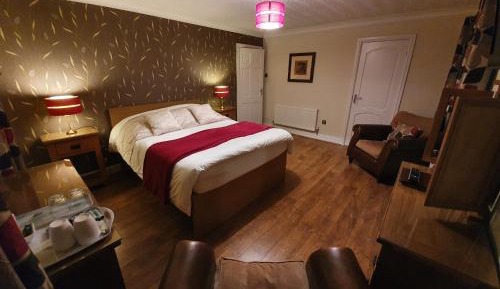 Deluxe Double Room with Shower